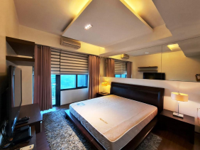 One Rockwell East